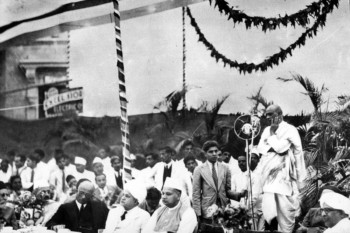 Vallabhbhai Patel speaking in one of the meetings in Bombay, Jamnalal Bajaj is also part of it, undated.