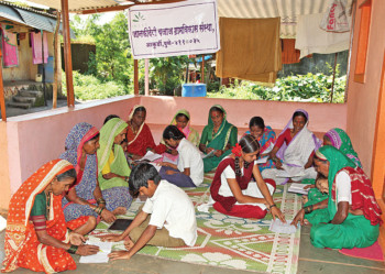 Literacy class based on the 'each one teach one' philosophy